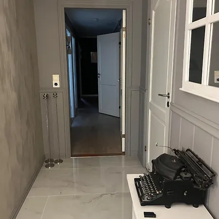 Large By The Sea For Rent During Ons Villa